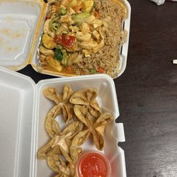 Pao Peng Asian Cuisines - Chicken Curry Stir Fry and Crab Rangoon (5 Pieces)