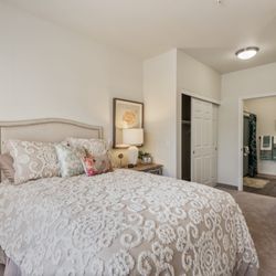 Wilshire Estates Gracious Retirement Living