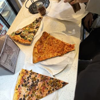 Little Pizza Parlor - Pizza Near Me - Brooklyn, New York Little Pizza Parlor - Pizza Near Me - Brooklyn, New York