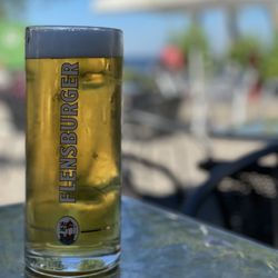 Leuchtturm-Pavillon - ... nach der langen Wanderung akzeptierte ich auch kein "naturtrübes" Bier ...