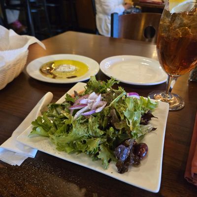 Leonardo's Trattoria & Pizzeria by null