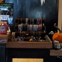 Mountain Vaporz - Jewelry displayed at store