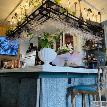 Food by Fanta - Inside - Bar - Canadian (New) Near Me - Langley, British Columbia Food by Fanta - Inside - Bar - Canadian (New) Near Me - Langley, British Columbia