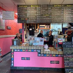 Mexxi's Restaurant & Catering - Menu and owners! Great family owned small business.