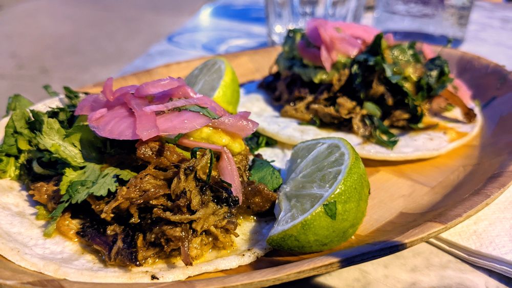 El Pocho Antojitos Bar