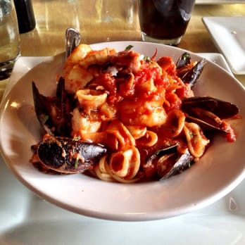 Nicoletta's Table - Seafood Linguini - Italian Near Me - Lake Oswego, Oregon