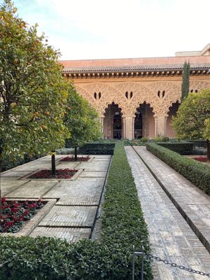 Aljafería Palace by null