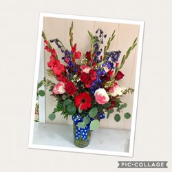 Clarabella Flowers - A little Holiday and a little birthday!