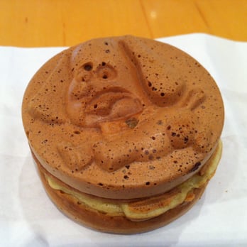 Oishinbo - Cream-Yaki (Custard Cream Filling) - Japanese Near Me - Edgewater, New Jersey