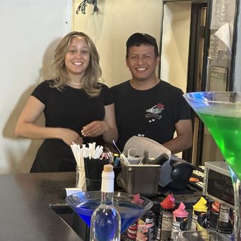 Cafe Pasta - Dianna and their fabby chef Raul!! - Italian Near Me - Greensboro, North Carolina