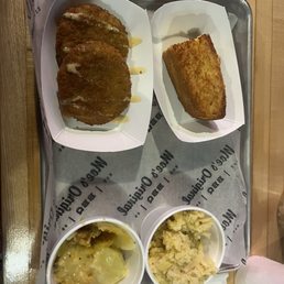 Side Platter Fried green tomatoes Hash brown casserole Cabbage casserole Cornbread Side Platter Fried green tomatoes Hash brown casserole Cabbage casserole Cornbread