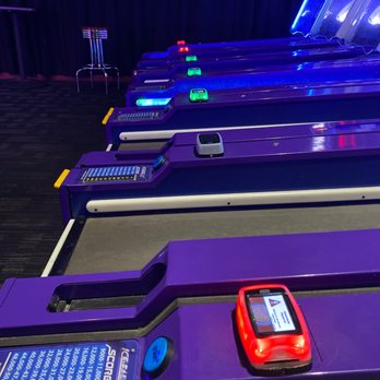 Dave & Buster's Milpitas - San Jose - Almost all the games have red lights. Obviously they need help here. - Arcades Near Me - Milpitas, California Dave & Buster's Milpitas - San Jose - Almost all the games have red lights. Obviously they need help here. - Arcades Near Me - Milpitas, California