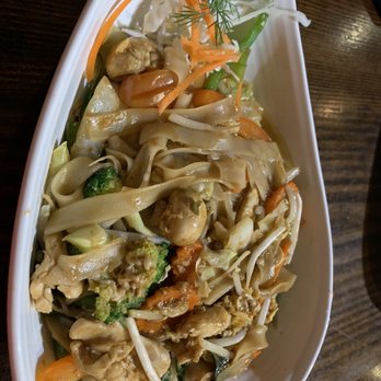 Thoom's Kitchen Thai Cuisine - Thai Near Me - Alpharetta, Georgia Thoom's Kitchen Thai Cuisine - Thai Near Me - Alpharetta, Georgia