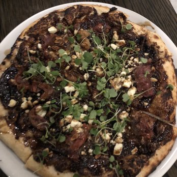 Subito - Fig and prosciutto pizza - Italian Near Me - Cincinnati, Ohio