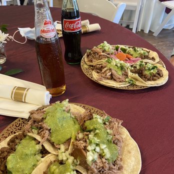 Carnitas El 7 Machos - two plates of food - Mexican Near Me Carnitas El 7 Machos - two plates of food - Mexican Near Me