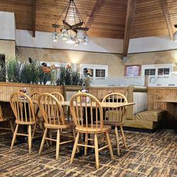 Hogan Family Restaurant - Interior