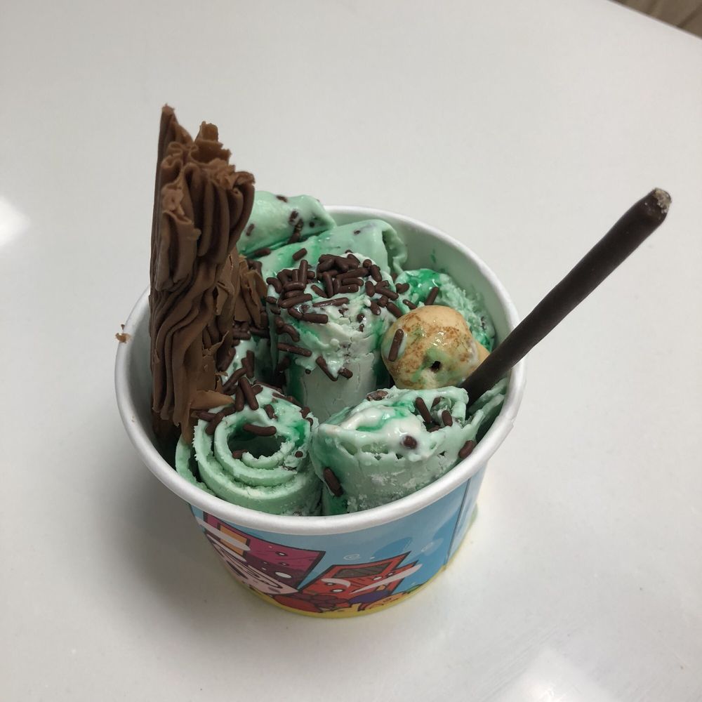 Snowrolls - Ice Cream & Frozen Yogurt Near Me - Tampa, Florida Snowrolls - Ice Cream & Frozen Yogurt Near Me - Tampa, Florida