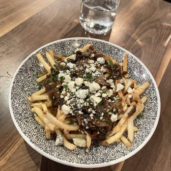 The 908 - Poutine (fries, hunter's gravy with field mushrooms & gorgonzola) - New American Near Me - Long Beach, California The 908 - Poutine (fries, hunter's gravy with field mushrooms & gorgonzola) - New American Near Me - Long Beach, California