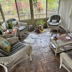 Thirty Six Oaks Country Retreat - Sitting room to relax in