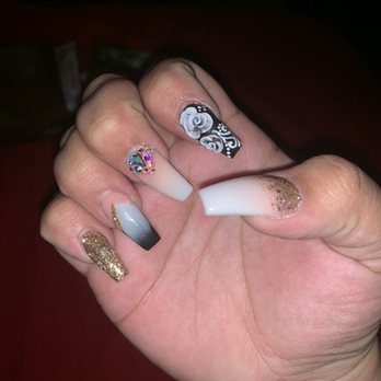 Lush Lyfe Studio - Right hand - Nail Technicians Near Me - Burlingame, California Lush Lyfe Studio - Right hand - Nail Technicians Near Me - Burlingame, California