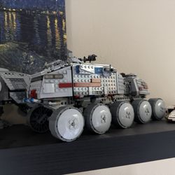 Bricks & Minifigs Redding - 2016 Clone Turbo Tank, got it with the figs and a reasonable price (I think a lil over 200$ used).