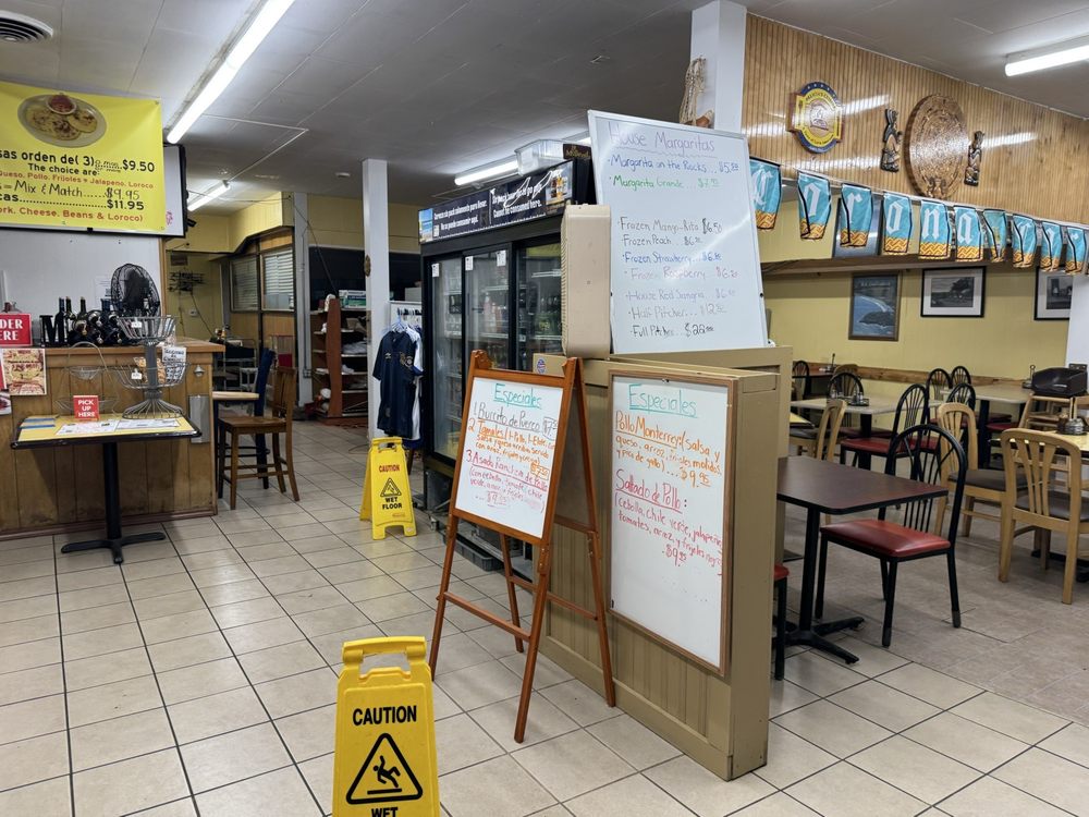 Delicia's Restaurant & Latin market