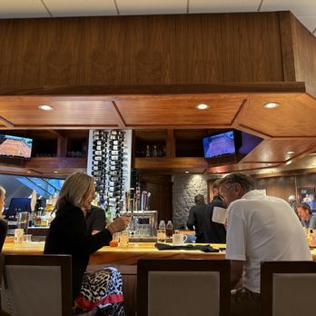Elway’s Taproom & Grill - Bar Area - Steakhouses Near Me - Denver, Colorado Elway’s Taproom & Grill - Bar Area - Steakhouses Near Me - Denver, Colorado