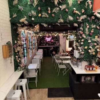 Little Pebbles - Desserts Near Me - Toronto, Ontario