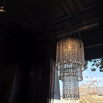 Salon Shampu - Hair Salons Near Me - Long Beach, California