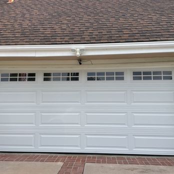 EM Garage Doors And Gate Service - Garage Door Services Near Me - Reseda, California