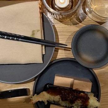 Nomonomo Sushi - Japanese Near Me - Chicago, Illinois