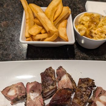 Hambone's BBQ Smokehouse - Rib tips Mac n cheese fries - Barbeque Near Me - Bellflower, California Hambone's BBQ Smokehouse - Rib tips Mac n cheese fries - Barbeque Near Me - Bellflower, California