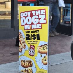 Sheetz - Hotdogs special