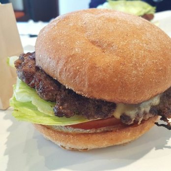 Burger Lounge - The Lounge Burger - Delicious!! - Burgers Near Me - Walnut Creek, California