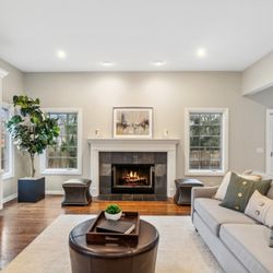 HouseReady Staging - vacant home staging Family room