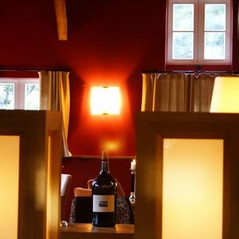 Redroom - Lounges Near Me - Hamburg, HH
