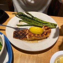 Blockhouse Restaurant & Oyster Bar