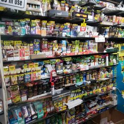 831 Smoke Shop