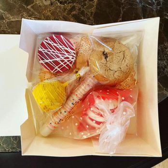 Bossi's Bakery & Cafe - a box of donuts - Bakeries Near Me - Monroe, New York Bossi's Bakery & Cafe - a box of donuts - Bakeries Near Me - Monroe, New York