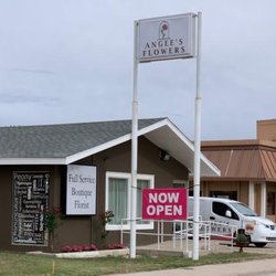 Angee's Flowers - Visit us at 604 N Canal for all your floral needs! Parking available...Awesome customer service!