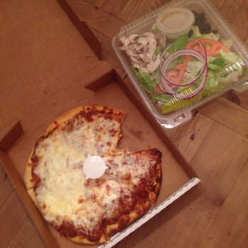 Beach Harbor Pizza - Small cheese pizza and house salad - Pizza Near Me - Dana Point, California Beach Harbor Pizza - Small cheese pizza and house salad - Pizza Near Me - Dana Point, California