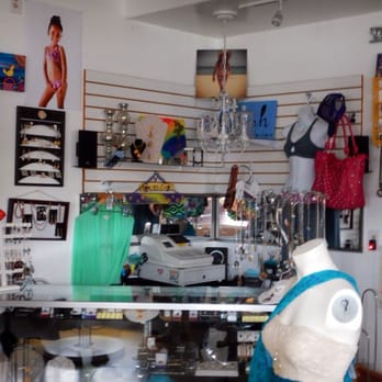 Crush Boutique - Note....nowhere does a sign say no returns!!!!! Don't buy here!!! - Jewelry Near Me - Kapaa, Hawaii Crush Boutique - Note....nowhere does a sign say no returns!!!!! Don't buy here!!! - Jewelry Near Me - Kapaa, Hawaii