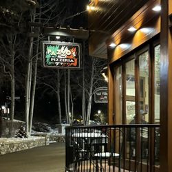 Pazzo's Pizzeria