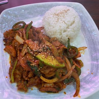 Mandu Kimbob - Spicy Pork Belly - Korean Near Me - Annandale, Virginia Mandu Kimbob - Spicy Pork Belly - Korean Near Me - Annandale, Virginia