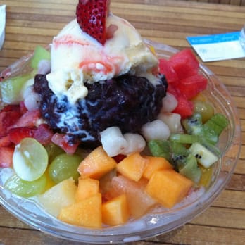Paris Baguette - Fruit shaved ice - Bakeries Near Me - Flushing, New York Paris Baguette - Fruit shaved ice - Bakeries Near Me - Flushing, New York