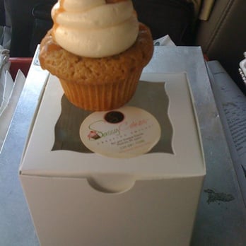 Sassy Cakes - Desserts Near Me - Naples, Florida Sassy Cakes - Desserts Near Me - Naples, Florida