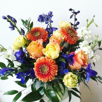 Studio Emme - Florists Near Me - Minneapolis, Minnesota