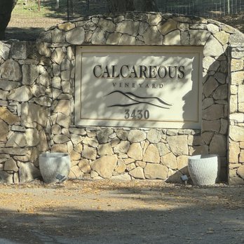 Calcareous Vineyard - Front entrance - Wine Tasting Room Near Me - Paso Robles, California Calcareous Vineyard - Front entrance - Wine Tasting Room Near Me - Paso Robles, California