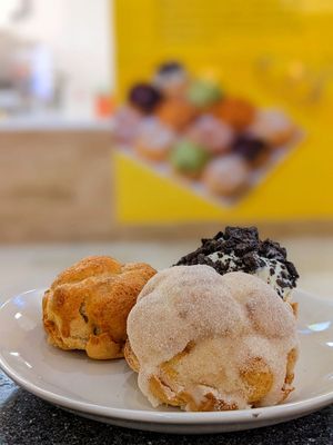 Beard Papa's by null