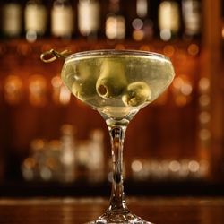 Versante Hearth + Bar - Martini